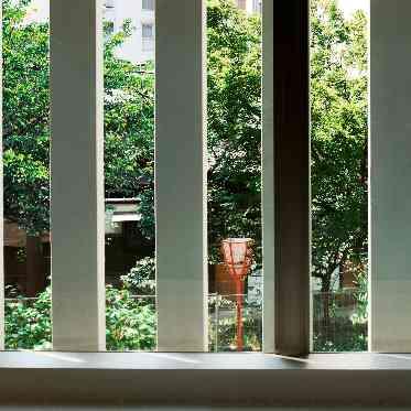 ATOLL TERRASSE 鴨川(アトール テラス カモガワ)●BRASSグループ 会場の中からも美しい街並みを望むことができる