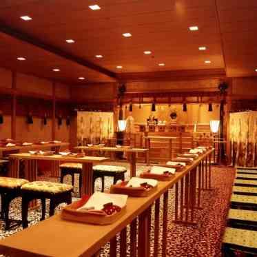 ホテル日航大阪 神殿