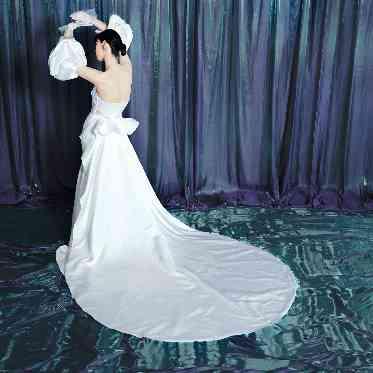 ホテル日航大阪 ウエディングドレス