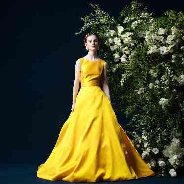 ホテル日航大阪 カラードレス