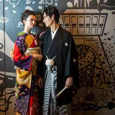 THE TOWER HOTEL NAGOYA(ザタワーホテルナゴヤ) おしゃれなアートを背景に写真を撮ることも楽しみの一つ