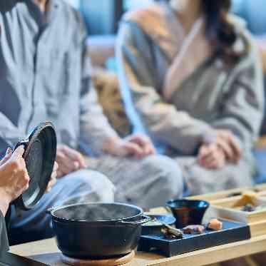 清々しい気持ちで目覚めた翌朝は、東海三県の厳選素材を生かした朝食を堪能。