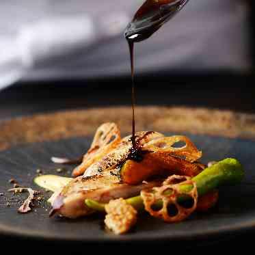 THE TOWER HOTEL NAGOYA(ザタワーホテルナゴヤ) ゲストに最温最旨のタイミングでサーブされる至高のひと皿