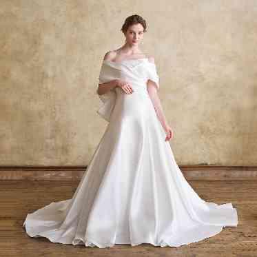 THE TOWER HOTEL NAGOYA(ザタワーホテルナゴヤ) 素材感やシルエットにも充分こだわることができる