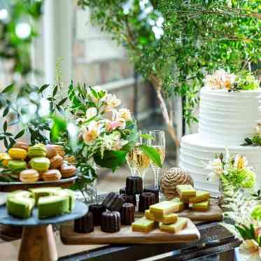 ホテルモントレ ラ・スール大阪 全天候型のインナーガーデンではゲストとアフターパーティーが楽しめる!