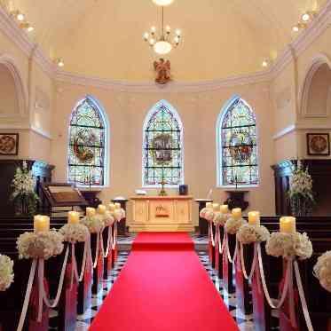 ホテルモントレ ラ・スール大阪 選べるバージンロードの色でお二人のご希望のイメージを叶えて