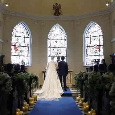 ホテルモントレ ラ・スール大阪 ブルーのバージンロードも人気