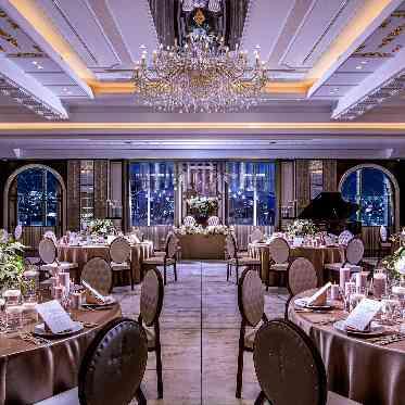 ホテルモントレ ラ・スール大阪 ナイトも幻想的