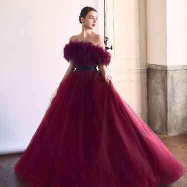 ホテルモントレ ラ・スール大阪 カラードレス