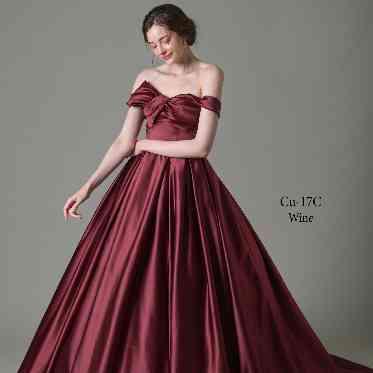 マリエルコートインターパーク トレンドドレスも豊富