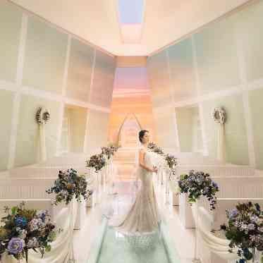 POPCORN KOBE (ポップコーン神戸) 柔らかな光に包まれた挙式場で特別な瞬間を