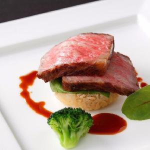 和牛ロース肉のロティ DONスタイル