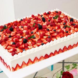 オリジナルケーキもオーダー可能☆