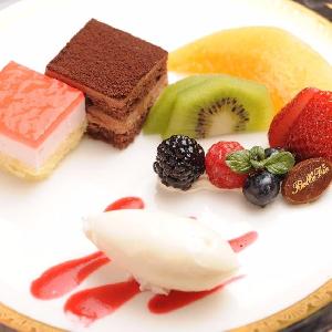 ベルヴィ武蔵野 デザート盛り合わせ