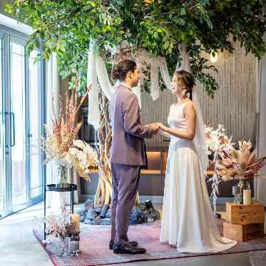 GRIGLIA Pagina グリリア パージナ シンボルツリーの下で誓うセレモニー