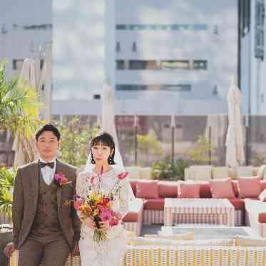 GRIGLIA Pagina グリリア パージナ カラフルが映える屋上テラス