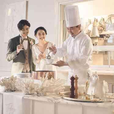 パークサイドハウス大阪 オープンキッチンから出来立てのお料理をご提供させていただきます。