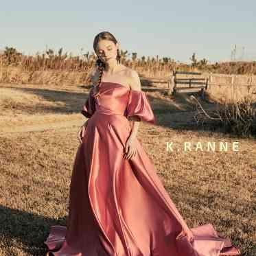 パークサイドハウス大阪 カラードレス