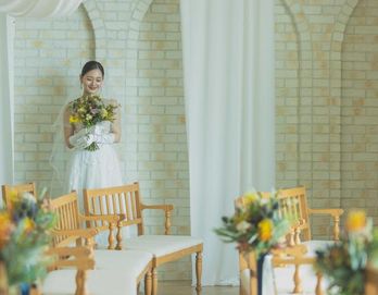 アトリエ ザ ウェディングギャラリー 挙式会場の写真3