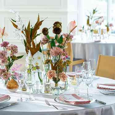 OCEAN PLACE フローリストがおふたりにぴったりのコーディネートをご提案致します