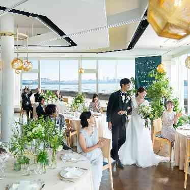 OCEAN PLACE テーブルラウンドも記念のワンシーンに