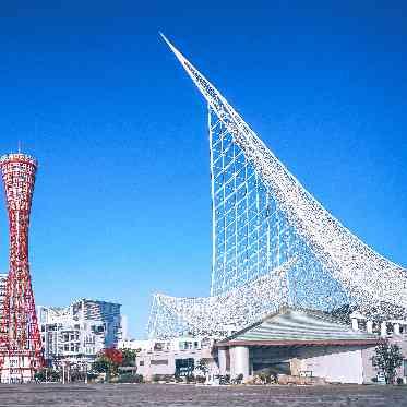 OCEAN PLACE 神戸のポートタワーの横にそびえたつ白のシンボルがオーシャンプレイスです