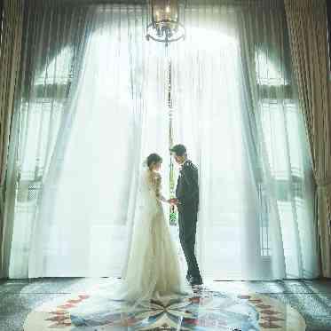 礼拝堂内には絵になるフォトスポットが多数存在