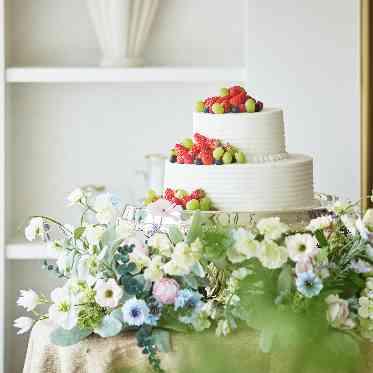 生ウエディングケーキはオリジナルも可能