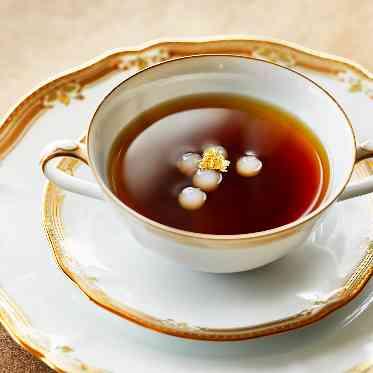 名古屋観光ホテル 琥珀色のダブルコンソメ