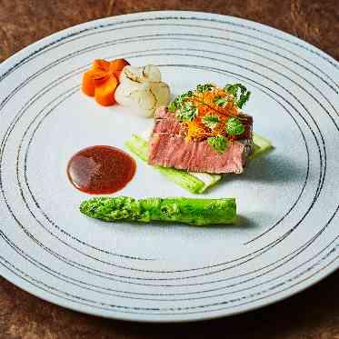 名古屋観光ホテル 御祝肴 国産牛低温調理 酢茗荷
季節の温野菜 紅味噌たれ