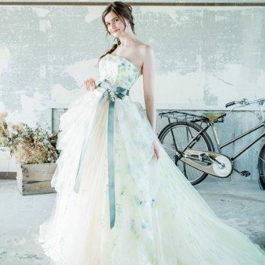 名古屋観光ホテル ブライダルファッションマルイチ
カラードレス