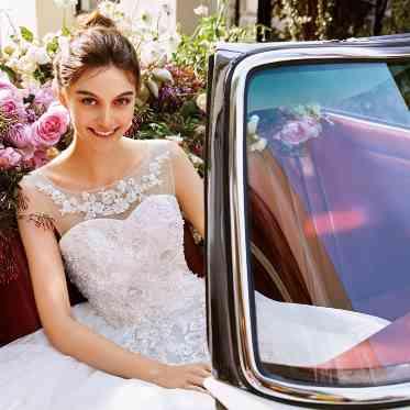 名古屋観光ホテル TAKAMI BRIDAL
ウエディングドレス