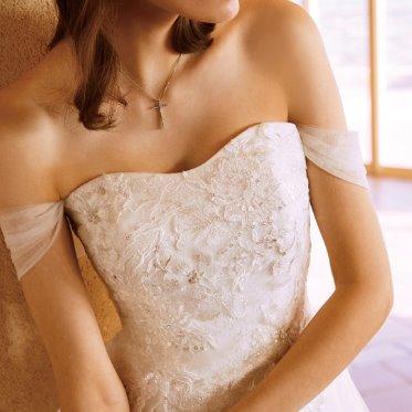 名古屋観光ホテル TAKAMI BRIDAL
ウエディングドレス