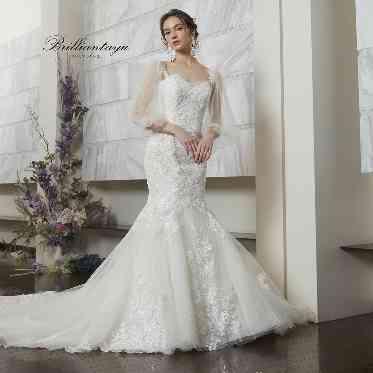 ベルヴィ大宮サンパレス/GLANZ ウェディングドレス