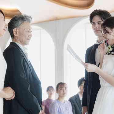 The Opera(オペラ) やさしい自然光と優しい祝福に包まれてお二人らしい誓いのときを。