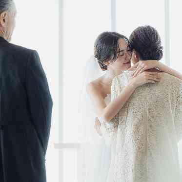 The Opera(オペラ) 感謝を届ける挙式シーンは上質・温もり溢れるチャペルにぴったり。