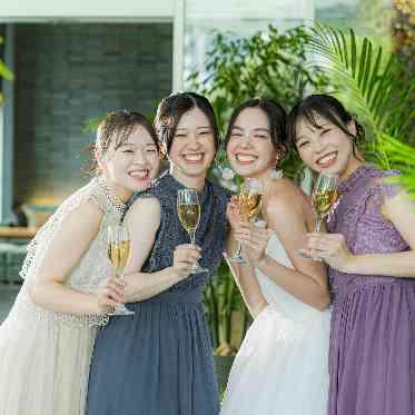 The Opera(オペラ) 親しいゲストと囲む笑顔溢れるパーティ。