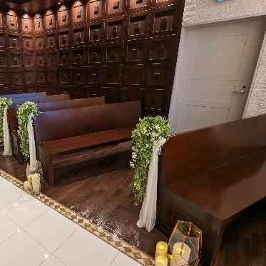 ラグナスイート新横浜 ホテル&ウエディング チャペルの扉を使わずEV前に繋がる扉は、お子様連れゲストにとって安心ポイント