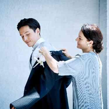 ラグナスイート新横浜 ホテル&ウエディング ご新郎様へ、親御様からジャケットセレモニーも