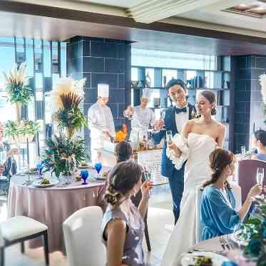 ラグナスイート新横浜 ホテル&ウエディング ドリンクやお食事を楽しみながら、ゲストと楽しんで