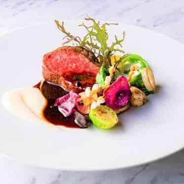 ラグナスイート新横浜 ホテル&ウエディング 付け合わせのお野菜まで楽しめるメイン料理