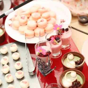 ラグナスイート新横浜 ホテル&ウエディング 季節に合わせて桜など、テーマウエディングにもおすすめ