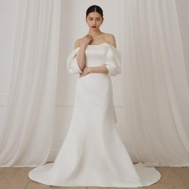 ラグナスイート新横浜 ホテル&ウエディング 自然光に映える柔らかい素材でナチュラルに美しく