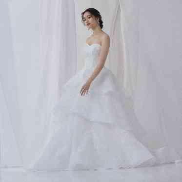 ラグナスイート新横浜 ホテル&ウエディング 専属ドレスショップ【PRIMACARA】