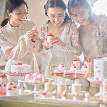 アニヴェルセル 表参道 貸切ロビーでデザートビュッフェも叶う