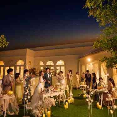 星ヶ丘迎賓館 アートグレイスクラブ キャンドルを使用したナイトコーディネートも素敵