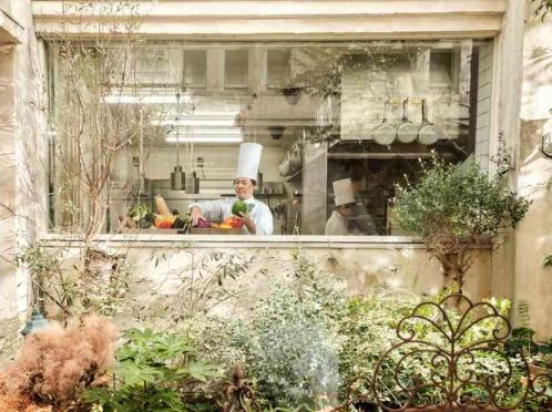 Rouge Blanc(ルージュ:ブラン) ●BRASSグループ 披露宴会場