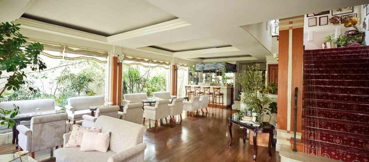 Rouge Blanc(ルージュ:ブラン) ●BRASSグループ ロビー・控室