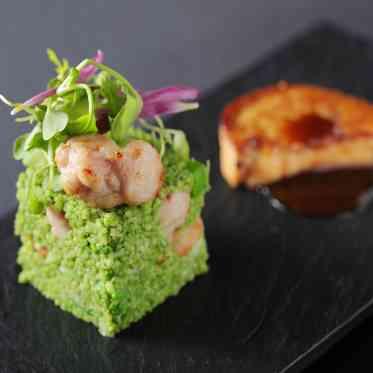 Rouge Blanc(ルージュ:ブラン) ●BRASSグループ 有名ドラマの逸品を再現!
リ・ド・ヴォーとクスクスのサラダ仕立て