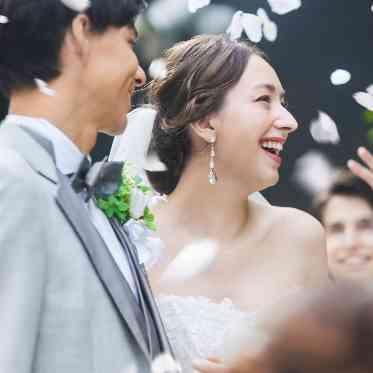 アルカンシエル luxe mariage 名古屋 フラワーシャワーで幸せいっぱいの瞬間は、結婚の実感が湧いたと人気！